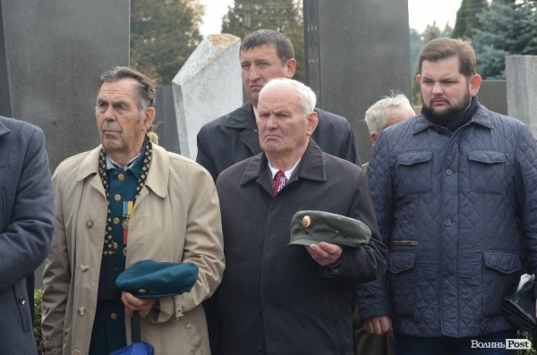 В Гаразджі освятили пам’ятники Героїв, які загинули в АТО. ФОТО