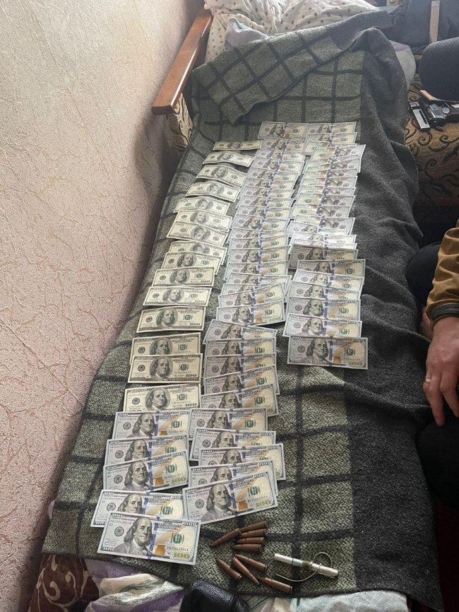 На Волині викрили засуджених колонії, які видурювали кошти за повернення військовополонених. ФОТО