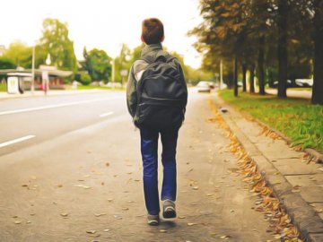 На Львівщині матір оштрафували за прогуляні уроки сина