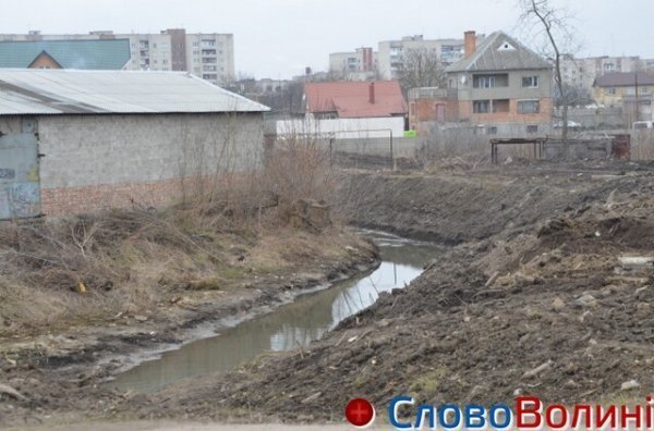 Чистка Теремнівських ставків у Луцьку «стоїть». ФОТО