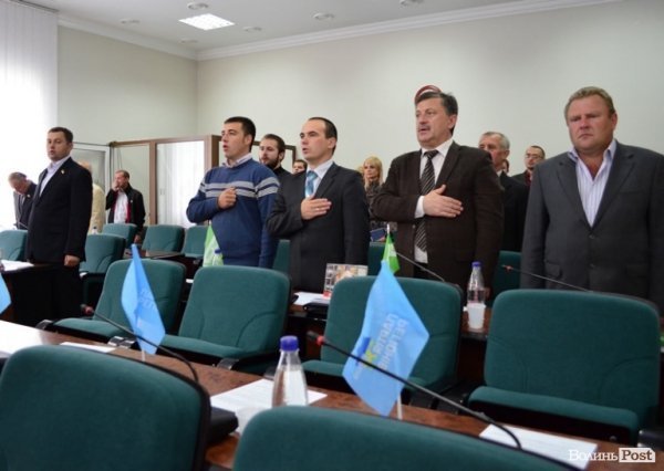 Луцьк може не виконувати закону про мови, – депутати Луцькради