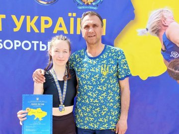 Волинянка стала срібною призеркою чемпіонату України з пляжної боротьби