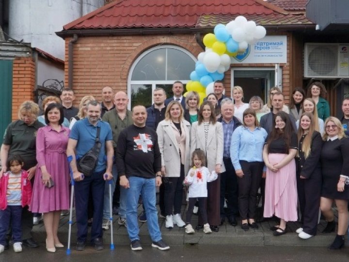 «Підтримай Героя»: у Володимирі відкрили новий простір для допомоги захисникам України