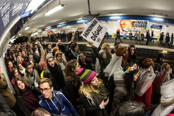 FEMEN підтримали геїв. ФОТО