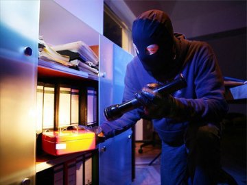 Лучанин обікрав квартиру на 19 тисяч гривень