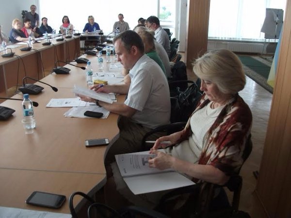 У Луцьку журналісти та студенти вирішували майбутнє України: національний діалог. ФОТО