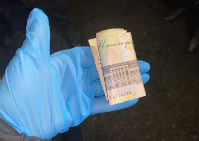 На Волині затримали двох водіїв, які пропонували хабар патрульним. ФОТО