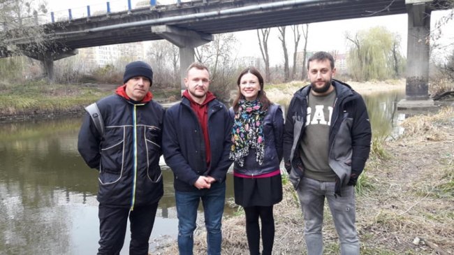 Хто врятував дідуся, який стрибнув з луцького мосту. ФОТО