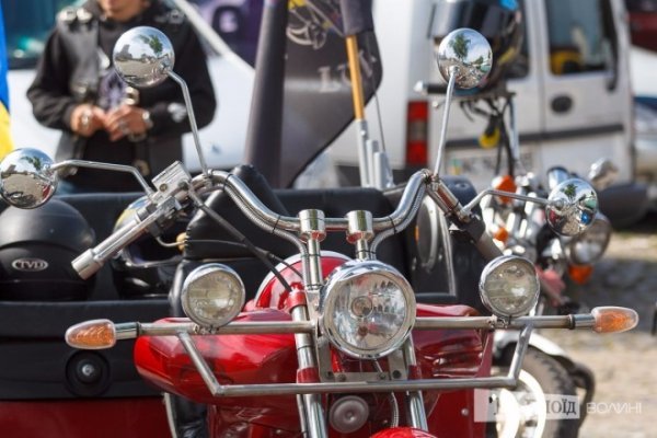 Понад півсотні байкерів з Волині та закордону проїхалися Луцьком. ФОТО