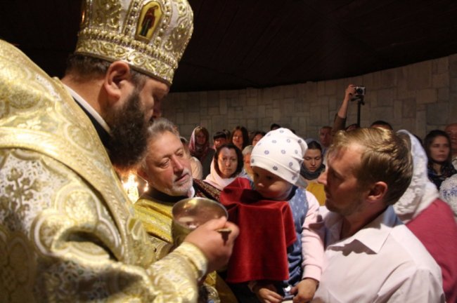 У храмі в Луцькому замку відновлять регулярні служби