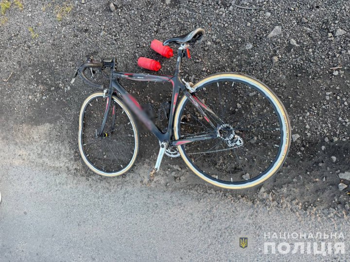 На Волині водій збив 26-річну велосипедистку: її госпіталізували до реанімації
