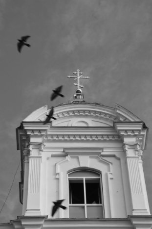 Лучани навколішки провели в останню путь Героя Романа Доманова