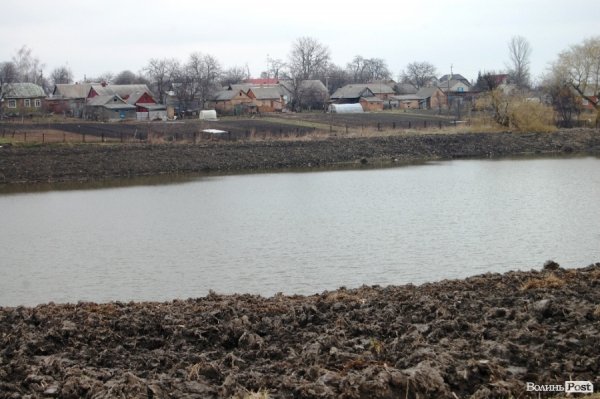 У Нововолинську відновлюють озеро