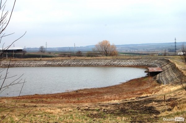 У Нововолинську відновлюють озеро