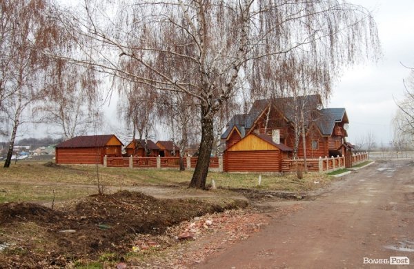 У Нововолинську відновлюють озеро