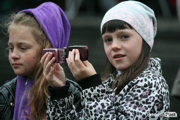 У Луцьку дощ відлякав відвідувачів джаз-фесту. ФОТО