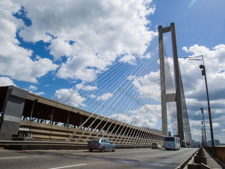 Уночі росіяни вдарили по Південному мосту втретє