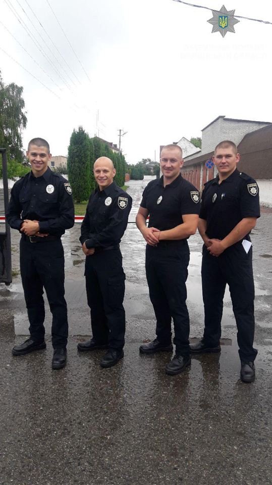 Патрульну поліцію Волині поповнили нові працівники. ФОТО