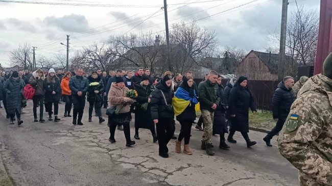 У громаді під Луцьком поховали Героя Романа Мигдаля