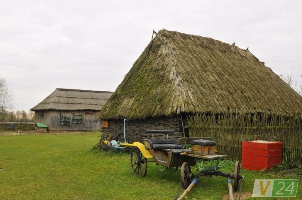 Луцький фотограф показав красу осені в музеї-скансені