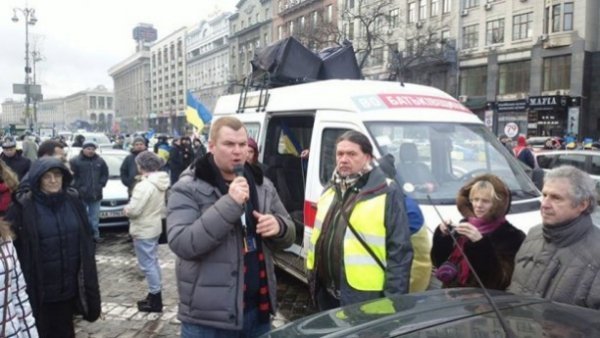 Автомайдан поїхав в гості до Януковича. ФОТО