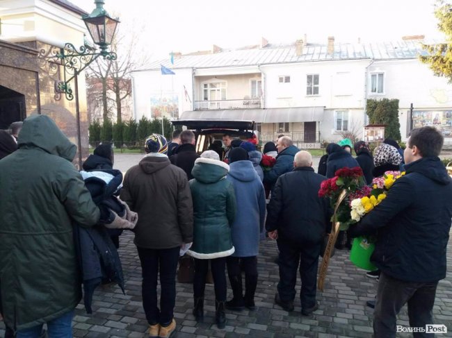 У Луцьку прощаються з Іваном Корсаком. ФОТО