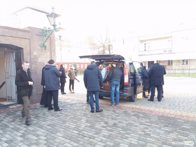 У Луцьку прощаються з Іваном Корсаком. ФОТО