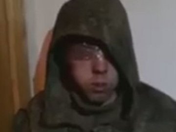 Навіщо військовополоненим зав'язують очі скотчем 