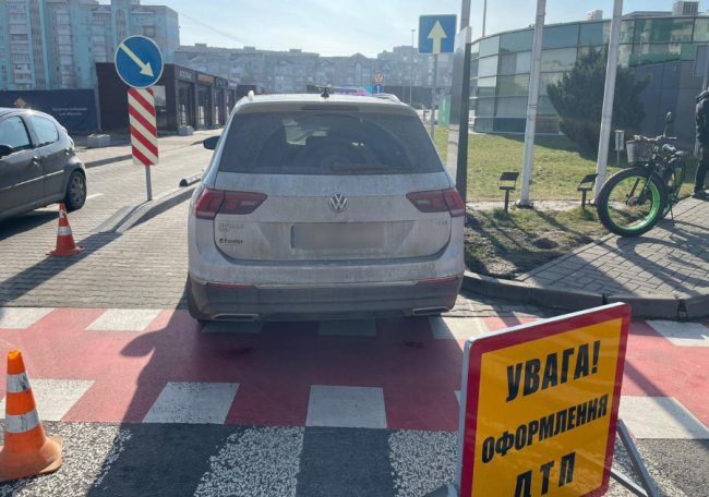 У Луцьку на Соборності збили велосипедиста: він – у реанімації. ФОТО