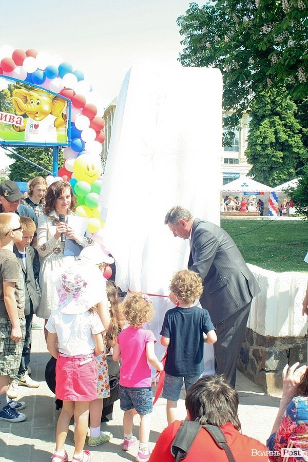 У Луцьку відкрили туристичні вказівники. ФОТО