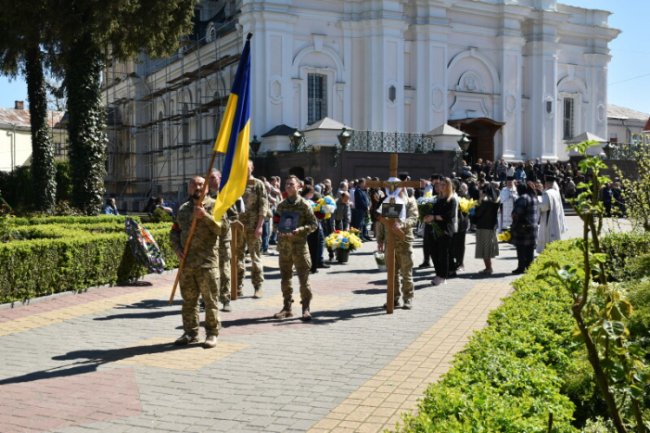 Скорботний день: у Луцьку поховали двох Героїв