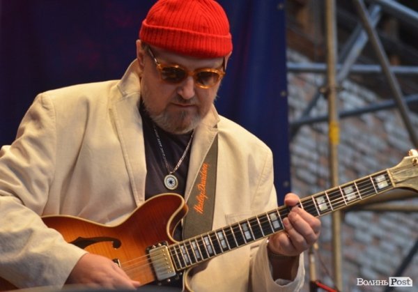 Луцький замок зустрічав останню ніч літа джазом. ФОТО 