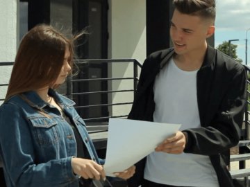 Луцькі студенти зняли романтичний ролик про «Інвестор» ВІДЕО*