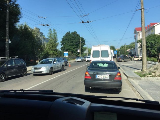 Аварія у Луцьку: зіткнулись Honda і Skoda. ФОТО