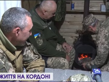 Де сплять, що їдять та як гріються: показали побут воїнів, які стережуть волинський кордон з Білоруссю