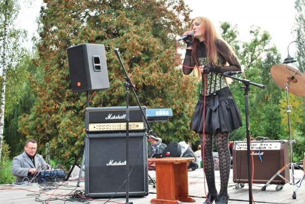 Як у Луцьку під авторські пісні їли кашу. ФОТО