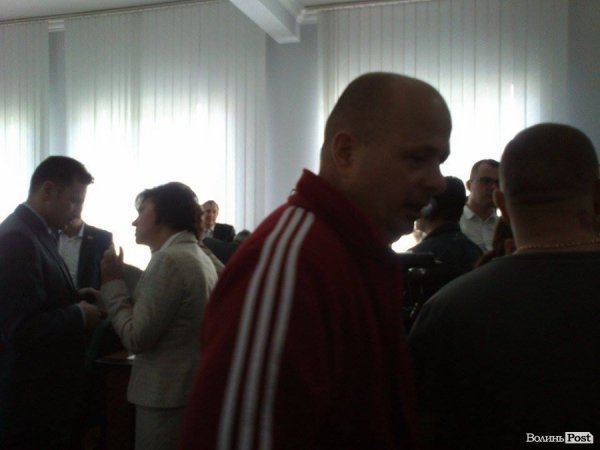 Підприємці з ринків «взяли штурмом» Луцьку міськраду. ФОТО. ВІДЕО