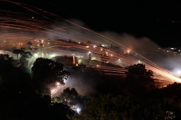 Ракетна війна на святкуванні Пасхи. ФОТО