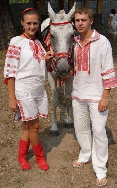 Як українці популяризують національні символи. ФОТО