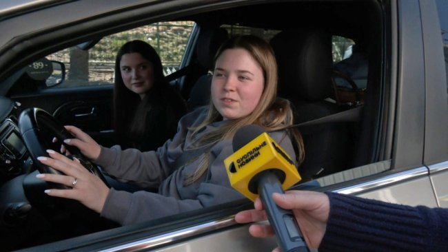 Волиняни повертаються: перед Великоднем на кордоні з Польщею зібльшився пасажиропотік. ВІДЕО