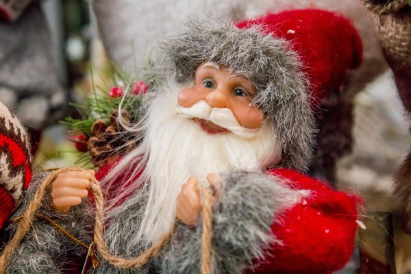 У ТЦ «Ювант»  –  чесні знижки  до 70%*