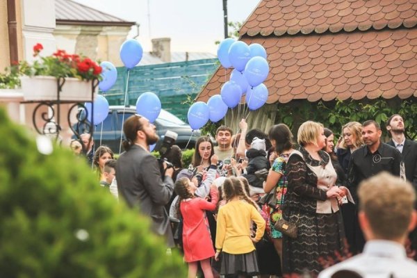 На Світському рауті у Луцьку збирали гроші для дітей. ФОТО