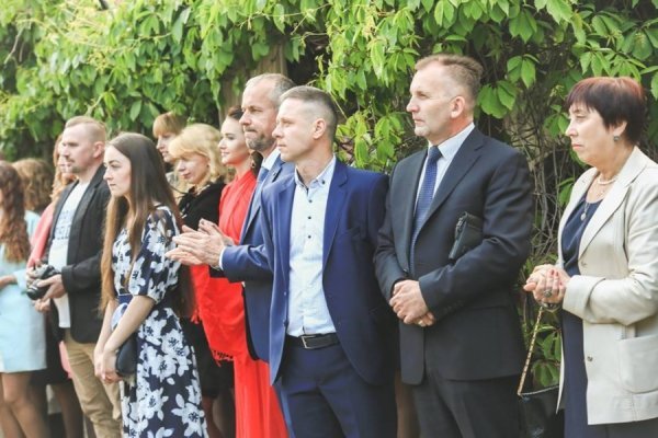 На Світському рауті у Луцьку збирали гроші для дітей. ФОТО