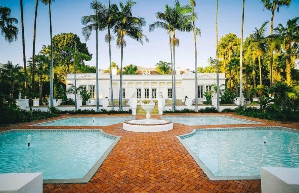 10 найдорожчих особняків з відомих фільмів. ФОТО