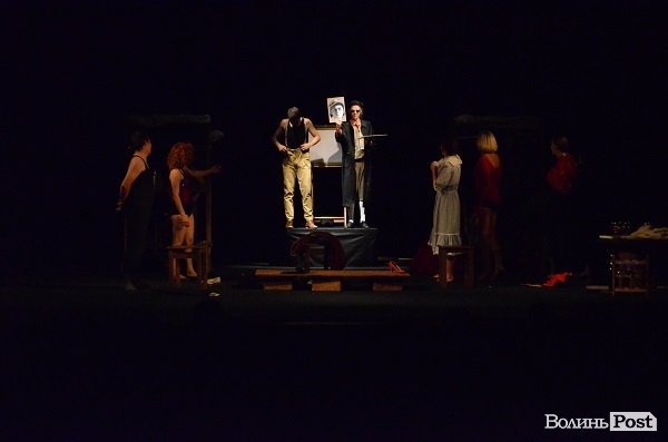 Відкриваючи сезон, «Гармидер» підняв келихи «за абсолютність руху». ФОТО