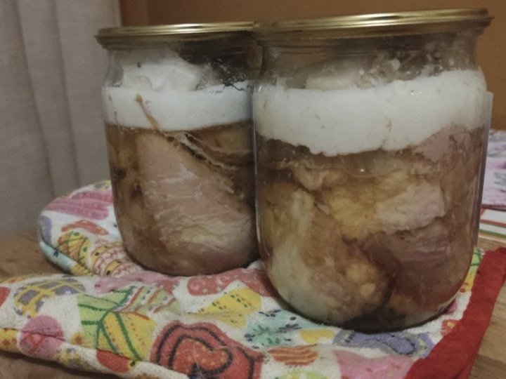 На Волині від ботулізму помер 61-річний чоловік