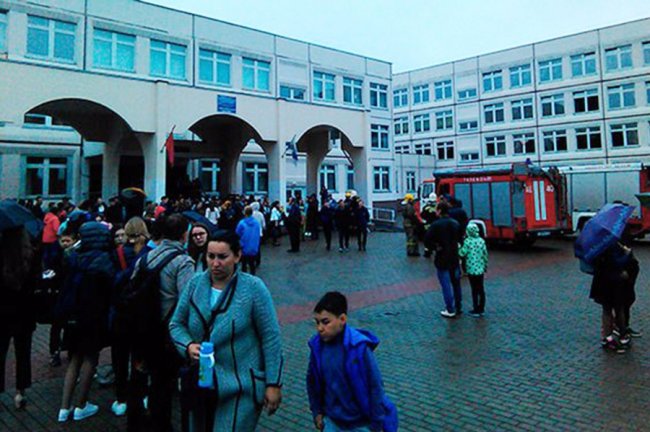 «Я прийшов сюди здохнути!»: у Росії школяр влаштував стрілянину в класі