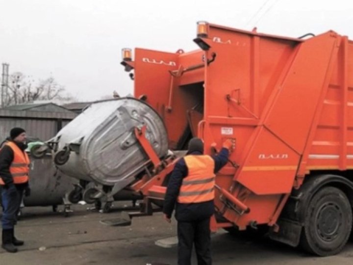 Борги за вивезення сміття у місті на Волині перевищили 1,8 мільйона гривень