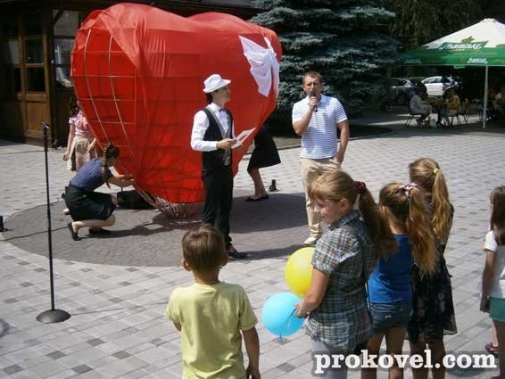 На Волині встановили символічний знак «Серце миру». ФОТО