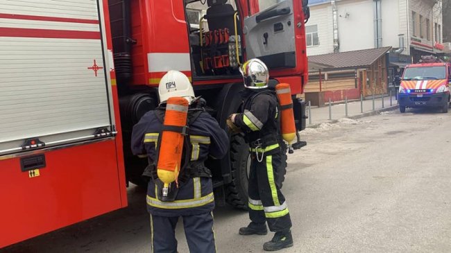 У центрі Рівного горів гриль-бар. ФОТО. ВІДЕО